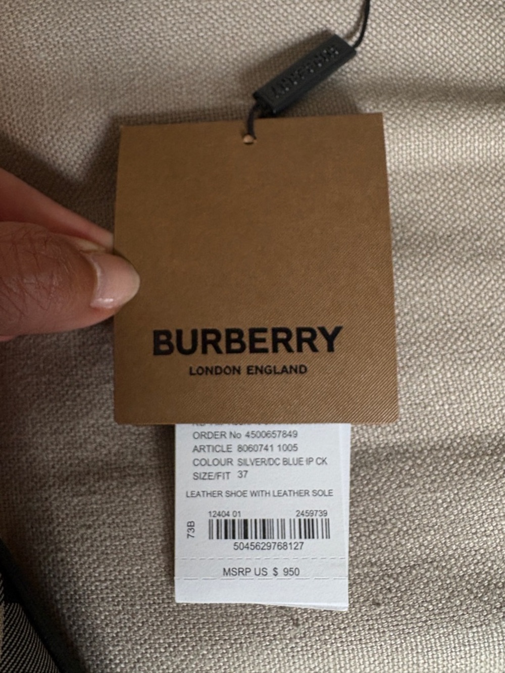 Burberry Navy & Beige Check Pointed-Toe Kitten Heels - Picture 6 of 7